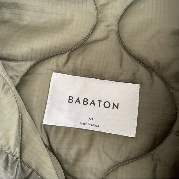 Aritzia Babaton Evergreen Quilted Liner Jacket in Gunmetal Green - Picture 3 of 13